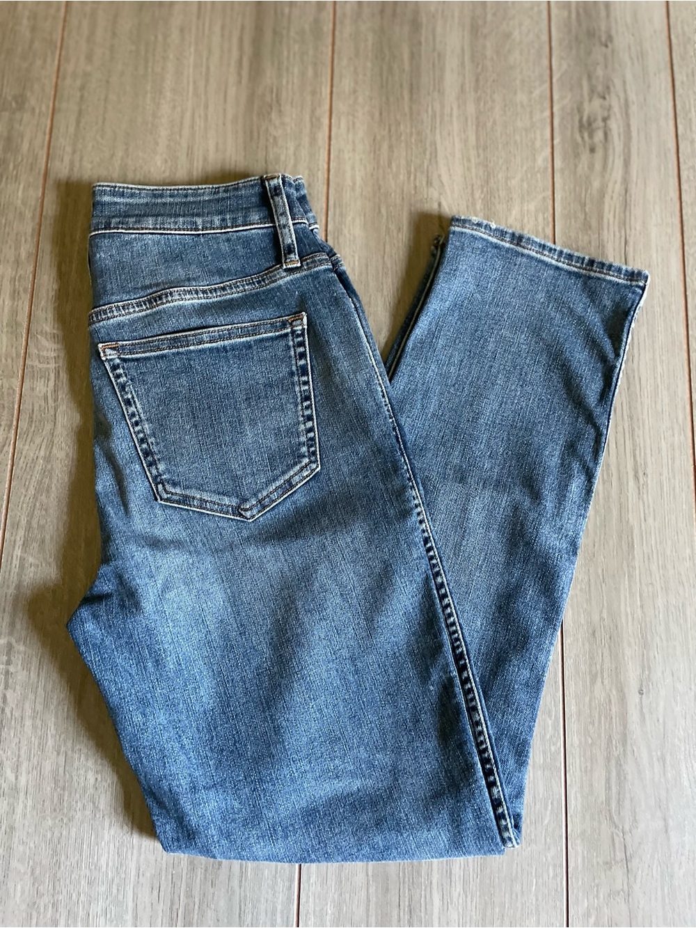 J. Crew women's size 25 vintage slim straight jeans